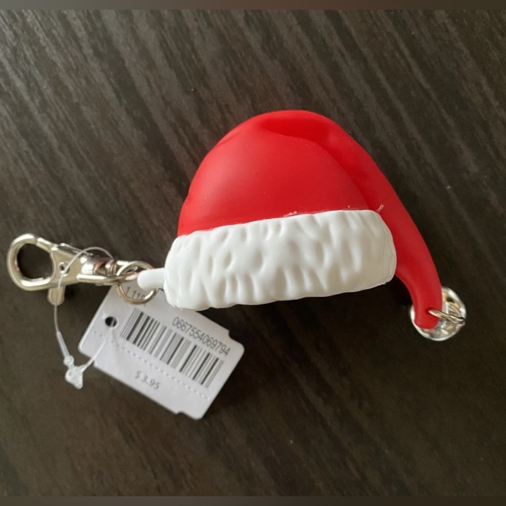 Bath & Body Works Hand Bac Sanitizer Holder Santa Hat Jingle Bell Purse Clip NWT